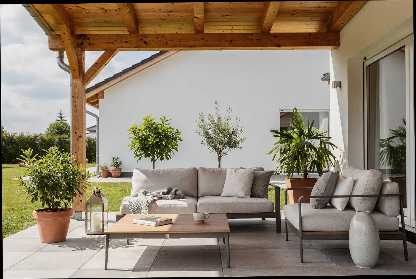 Terrassenüberdachung aus Holz in Ravensburg